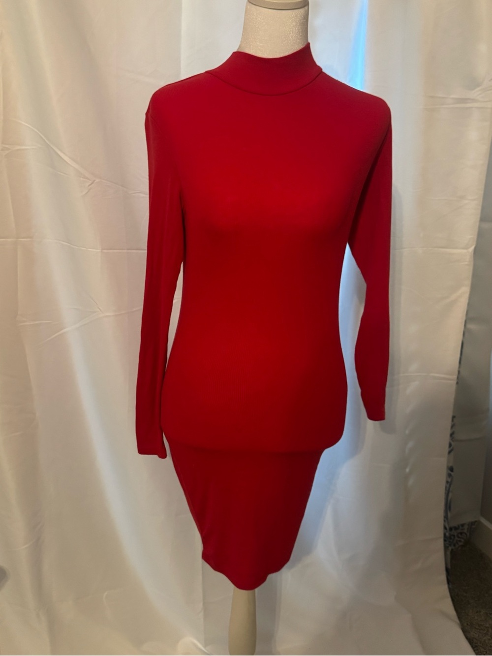 Red Long-Sleeve Knit Dress - Women's Elegant Bodycon